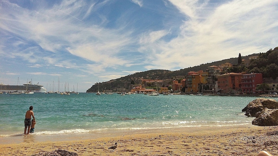 Stayed in Villefranche for a week while on a 2 month Europe journey. It was definitely what we needed, a relaxing spot with a great beach and warm water. lots of places to train to if you want to explore, just a great destination for a relaxing time
#waterlust