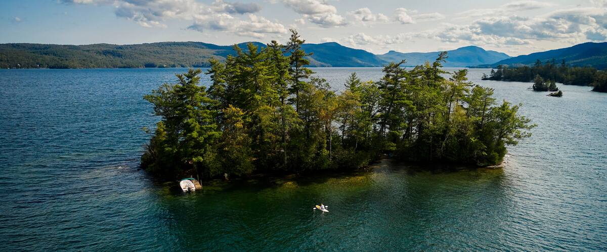 USA, New York State, Hague, Flirtation Island at Lake George