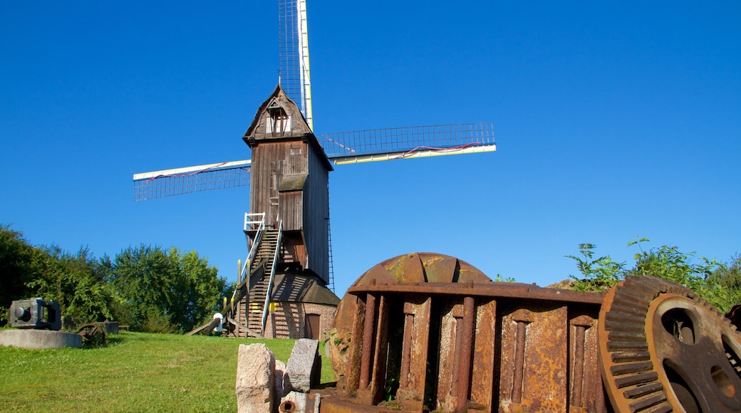 Villeneuve-d\'Ascq which includes a windmill