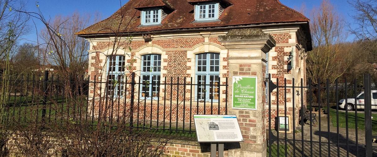 Hunting lodge .
Lac du Héron .