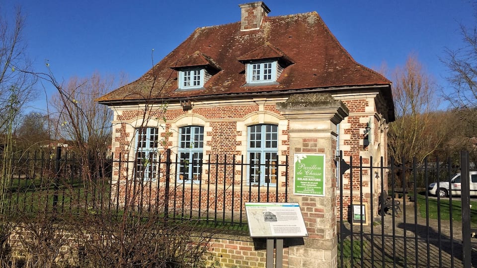 Hunting lodge .
Lac du Héron .