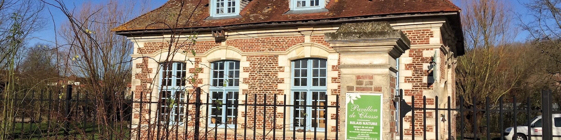 Hunting lodge .
Lac du Héron .