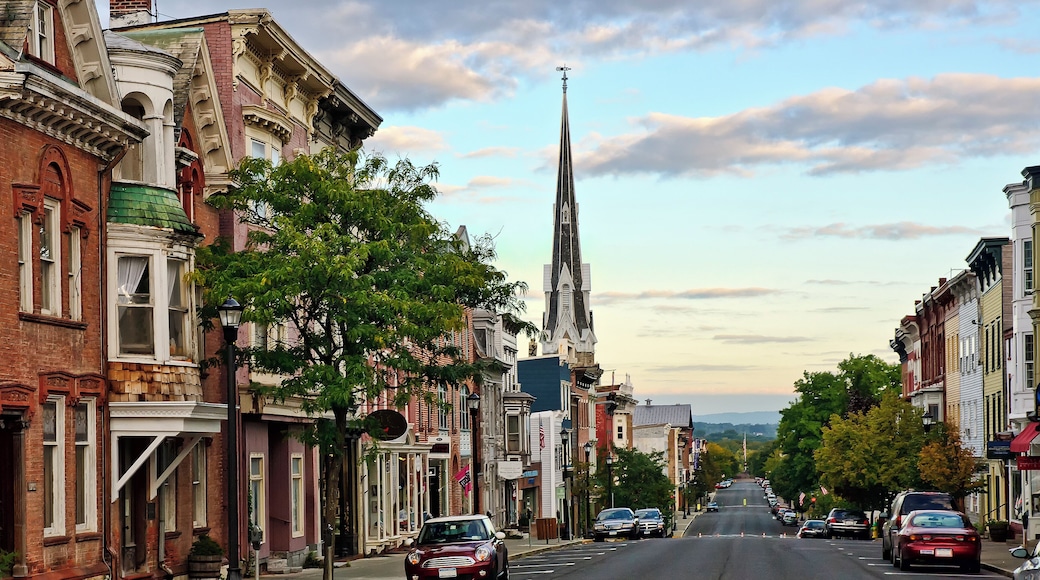 Warren Street at dawn in Hudson, New York