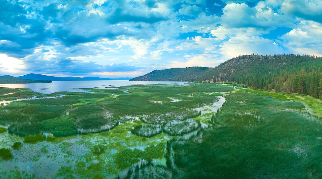 Panorama of Klamath Lake from Eagle Ridge County Park, Oregon.