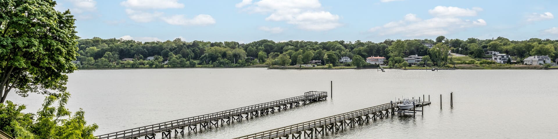 aerial scenic Manhasset view of sound with long piers