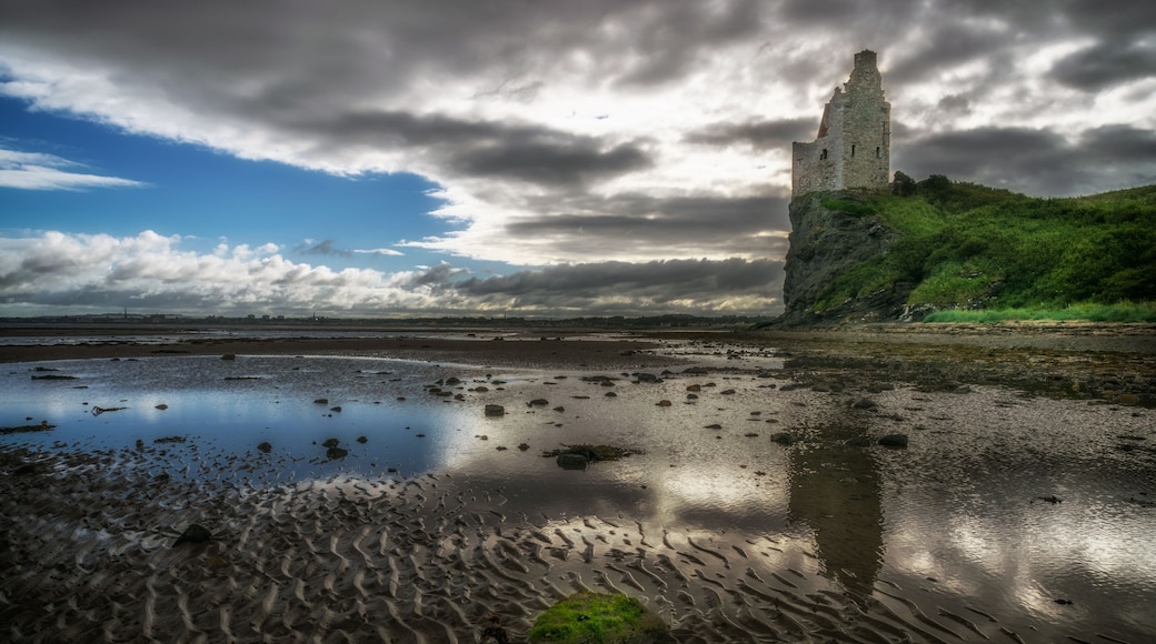 Greenan Castle is a 16th-century Tower House in Ayr Scotland