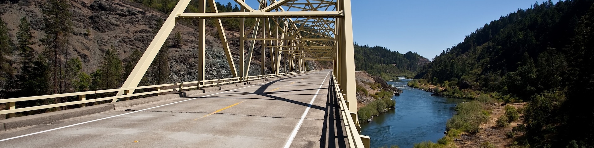 Steel bridge on Rogue River near Merlin, Oregon