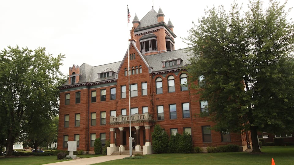 Monroe County Courthouse