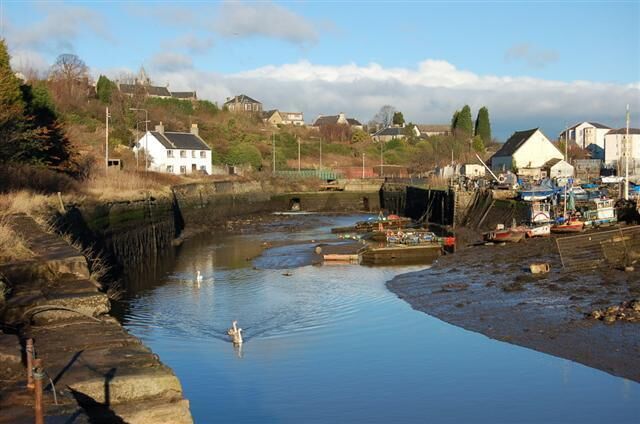 Inverkeithing Harbour It has been neglected for many years, it is only used by a small amount of pleasure craft.
