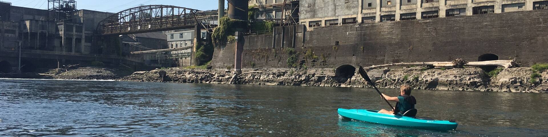 Exploring the beauty and industrial heritage of the Pacific Northwest by kayak really gives you a sense of the enormity of the region and the challenges of the emigrants as they built a new life in the wilderness. The now abandoned Blue Heron paper mill below Willamette Falls is scheduled for redevelopment and can only be fully appreciated from the river.
#greatoutdoors