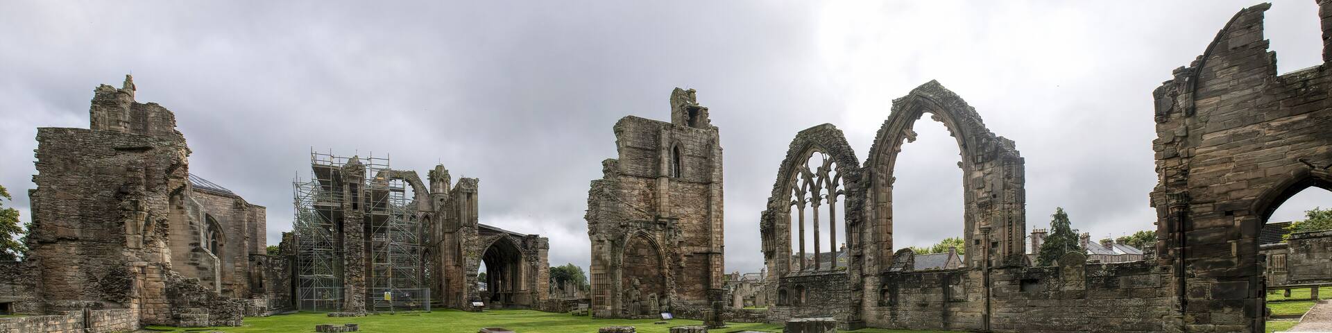 the Elgin Abbey in Scotland
