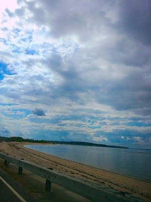 The breeze is calm and the weather beautiful, today in bayville, NY.