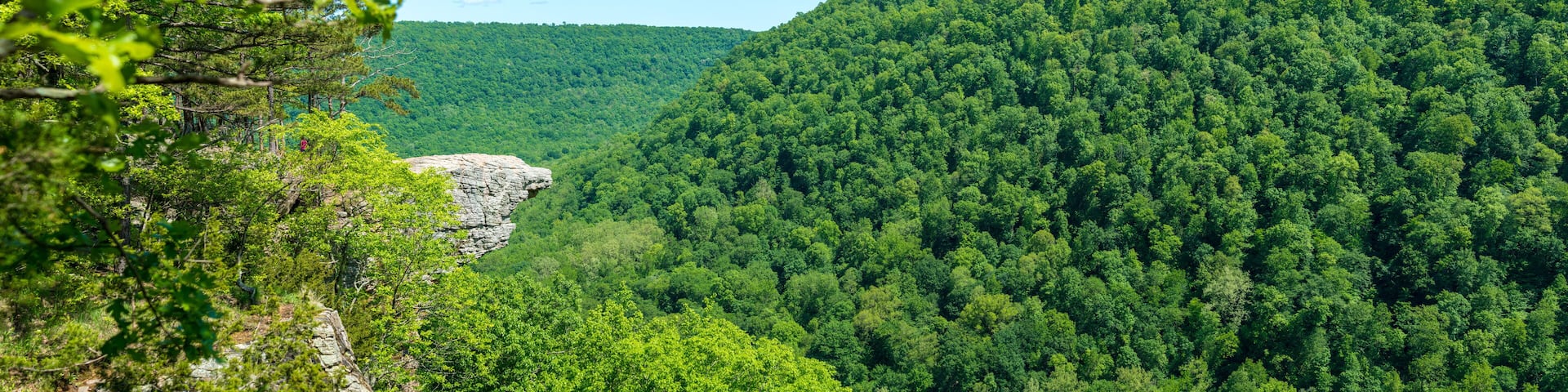 Whitaker Point Landscape view from rock cliff hiking trail, Ozark mountains, nwa northwest arkansas