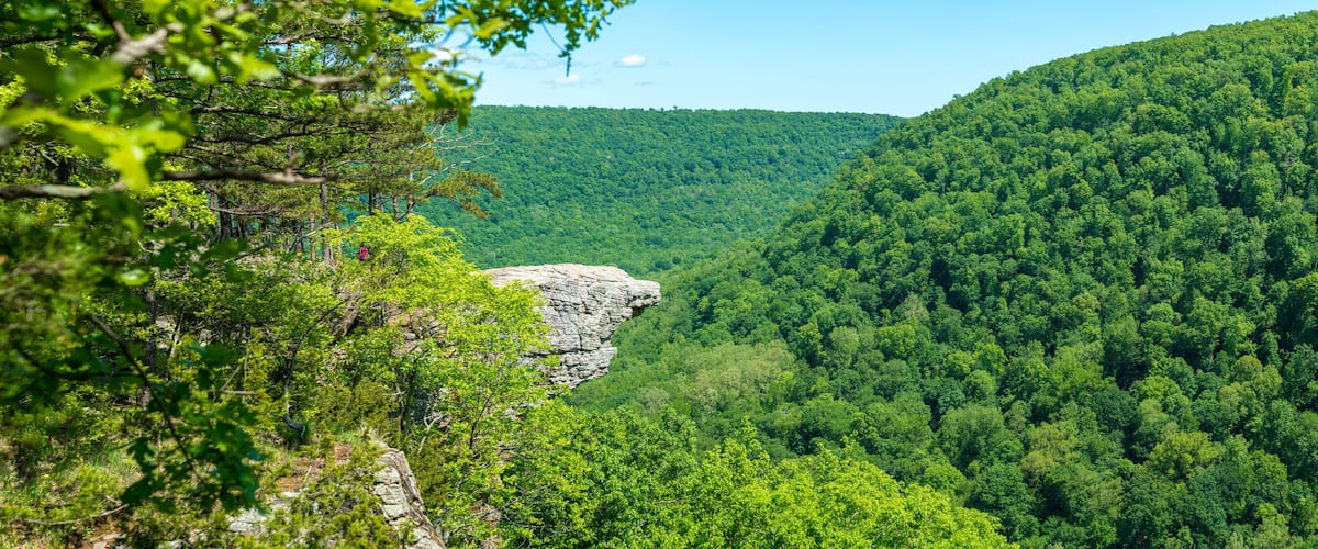 Whitaker Point Landscape view from rock cliff hiking trail, Ozark mountains, nwa northwest arkansas