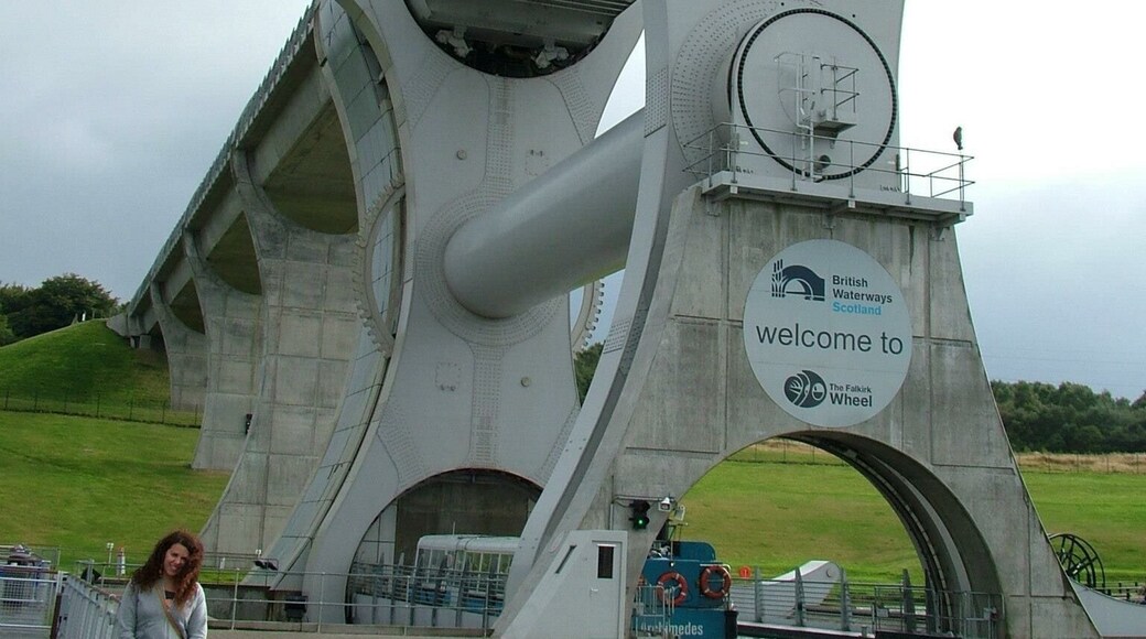 Joins the Union and Forth & Clyde canals in Scotland. The boats are transported from one canal to another by the impressive lifting mechanism.