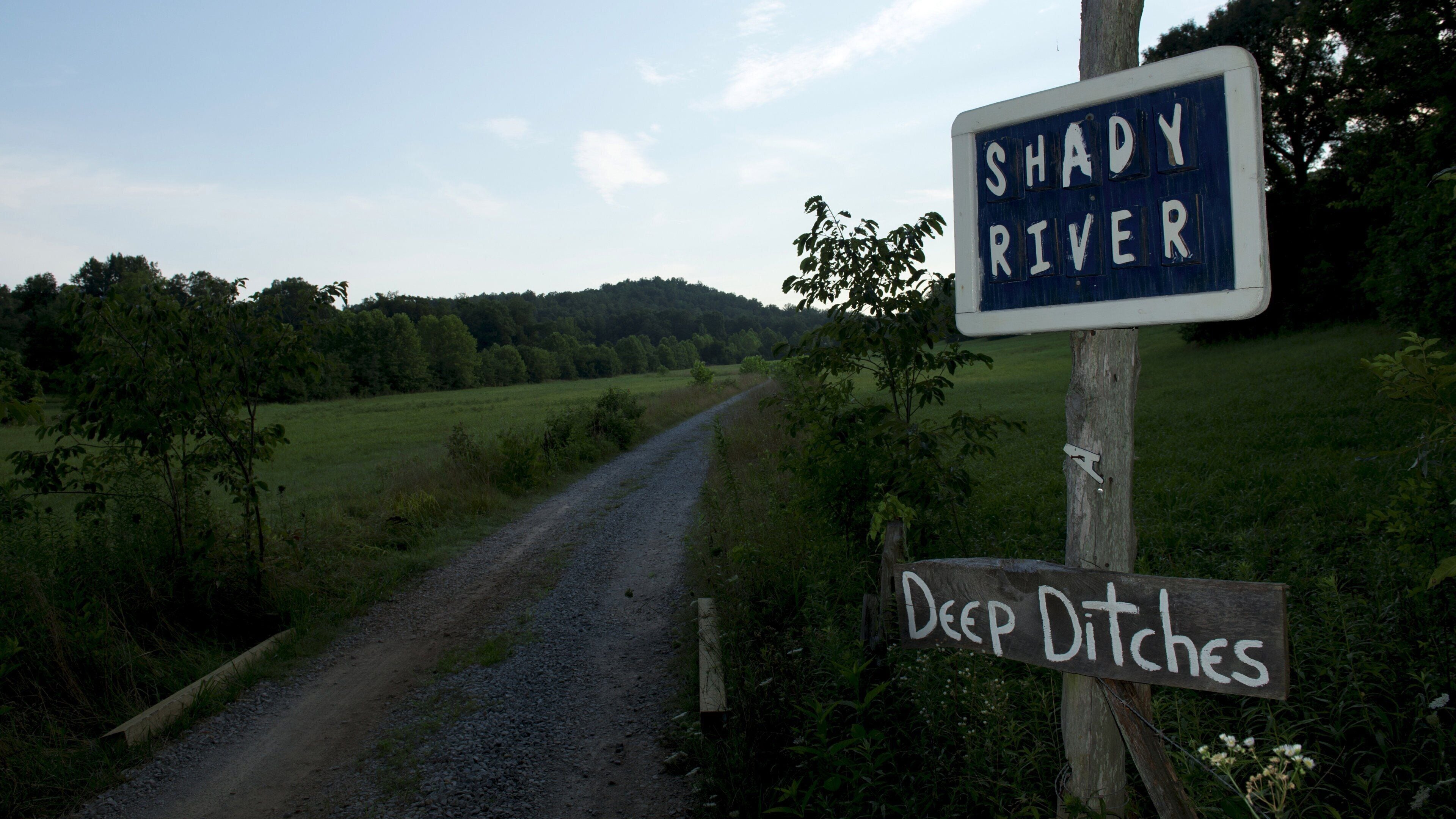 ポカホンタス 表示 標識 と 静かな風景