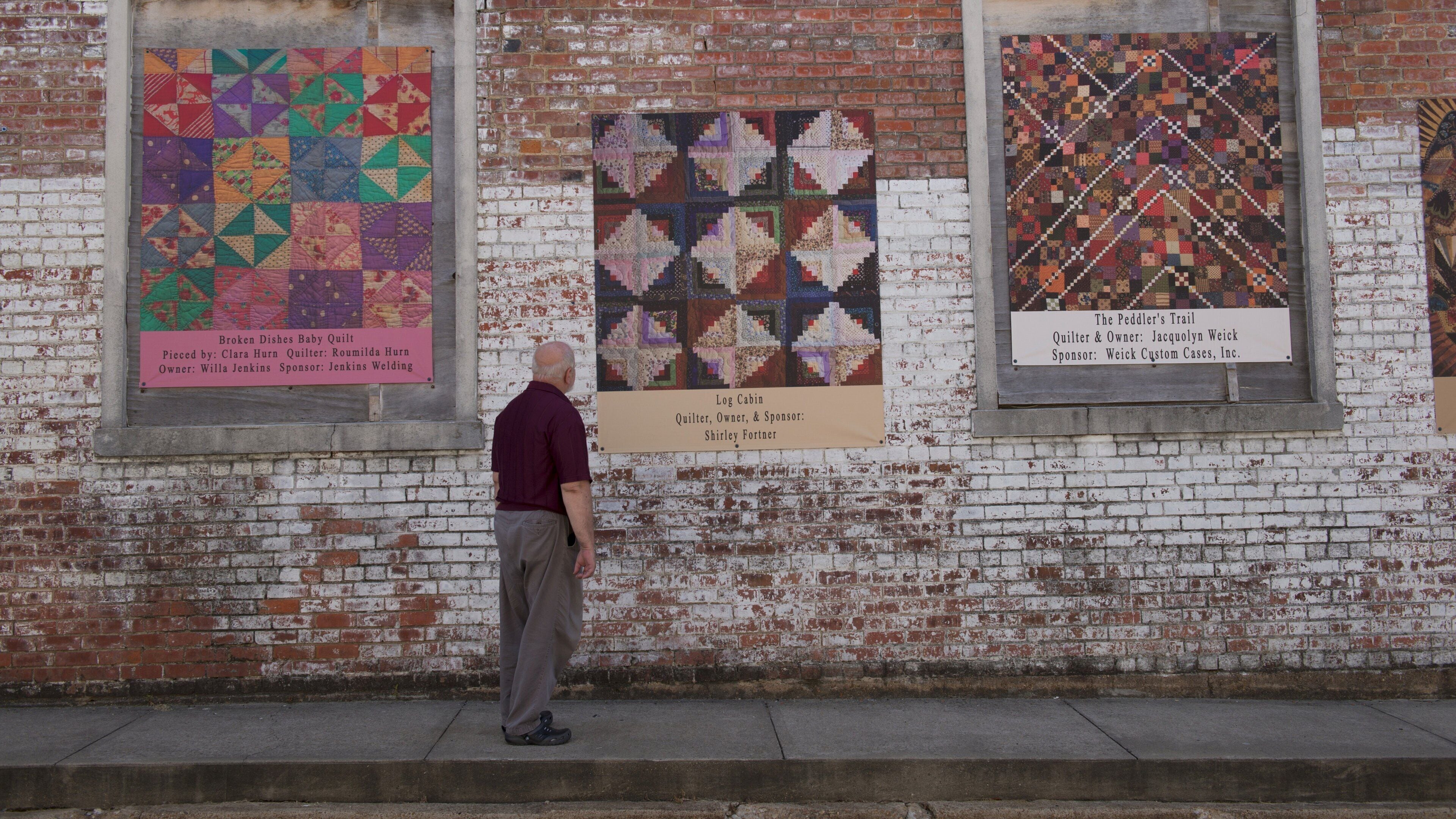 ポカホンタス 表示 屋外アート 及び 男性 (個人)