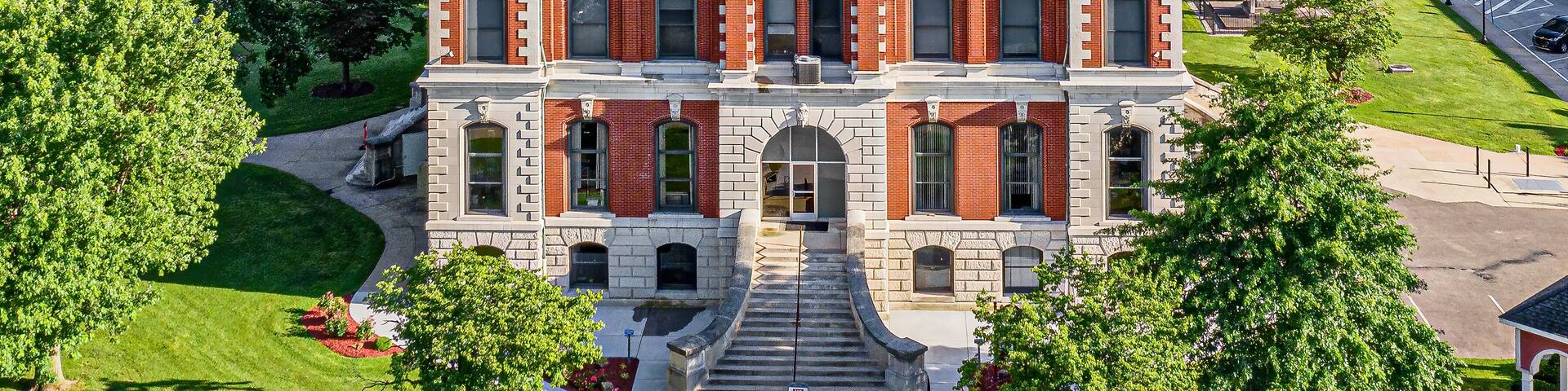 Gibson County Courthouse