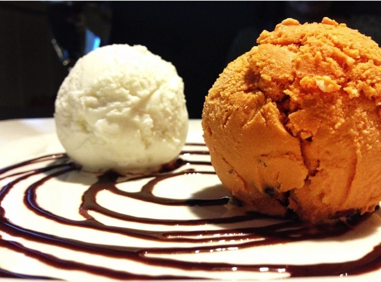 Did you know Thailand has it's own style of ice cream?  The chefs here couldn't find any in US, so they traveled to Thailand and learned how to make it themselves. The result: The creamiest, most flavorful coconut ice cream you can imagine. The Thai tea ice cream was tasty too, but not as creamy - it had a somewhat crumbly texture.  Next time we'll be trying the lychee and longan flavors. Yum!