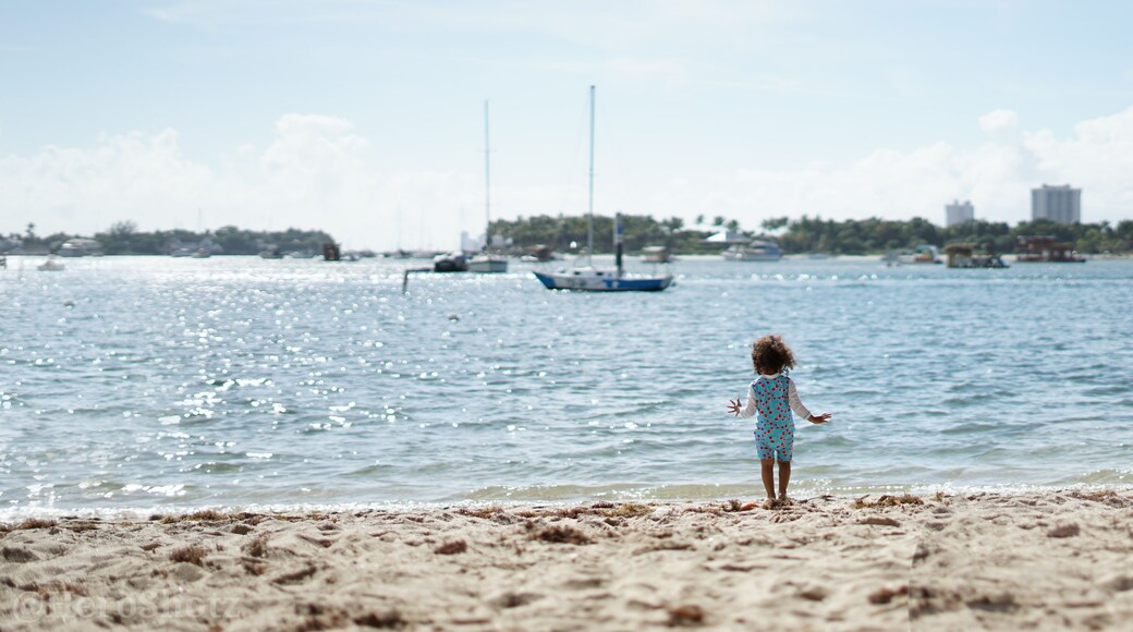 January at the beach with the beach baby. Wanna see more ? Follow my instagram @heroshotz