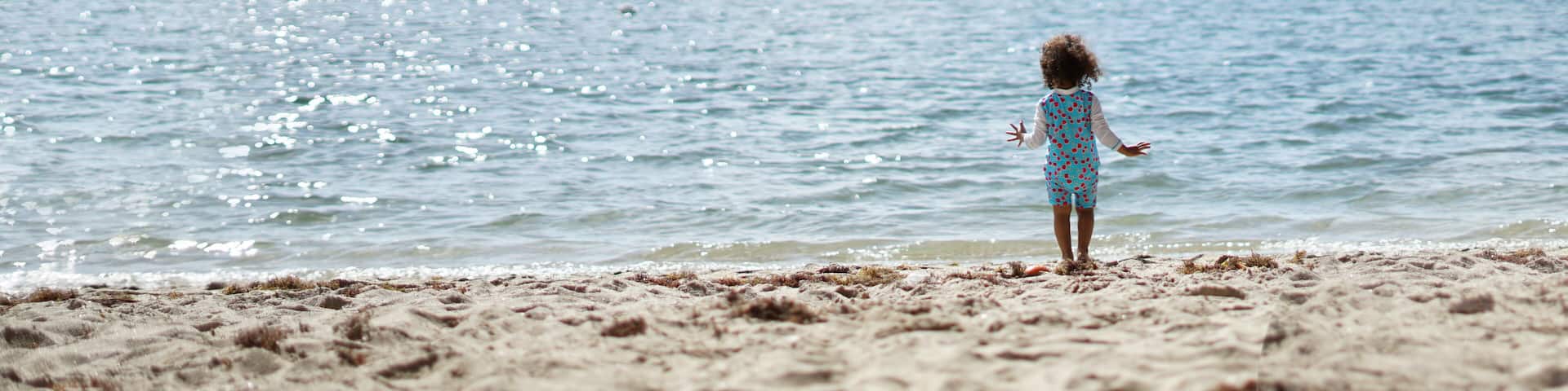 January at the beach with the beach baby. Wanna see more ? Follow my instagram @heroshotz