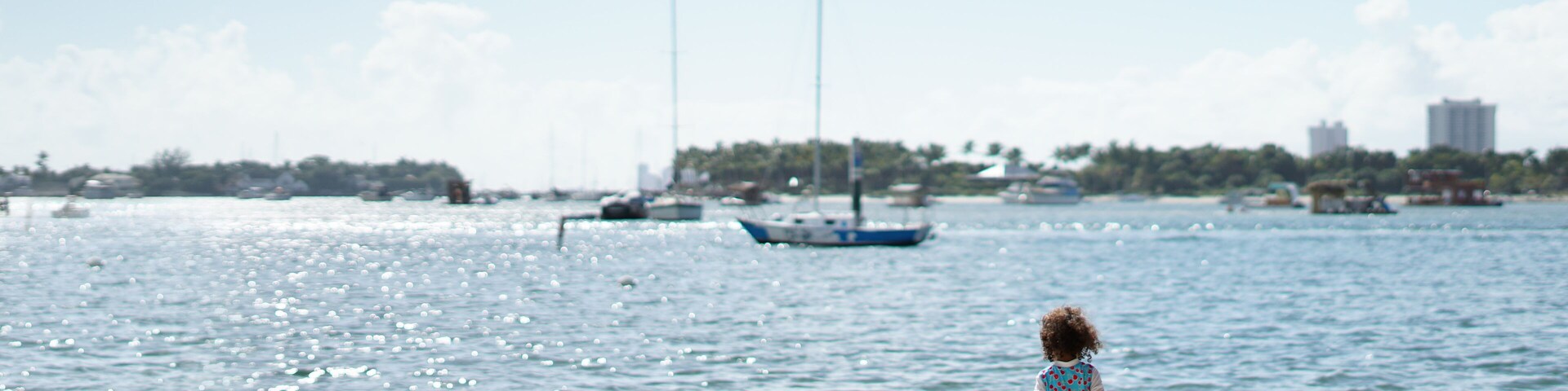 January at the beach with the beach baby. Wanna see more ? Follow my instagram @heroshotz