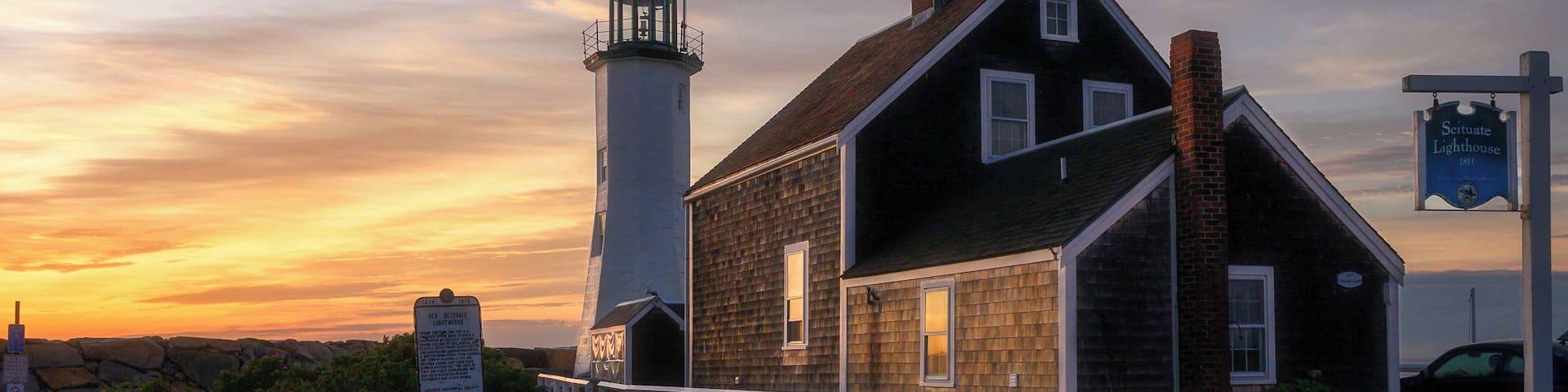 The lighthouse is an active private aid to navigation, managed by the Scituate Historical Society.
The grounds around the lighthouse are open all year. The tower is open only during occasional open houses.
There are enough parking space and benches to chill out.
#Adventure #MyBackyard #trovember