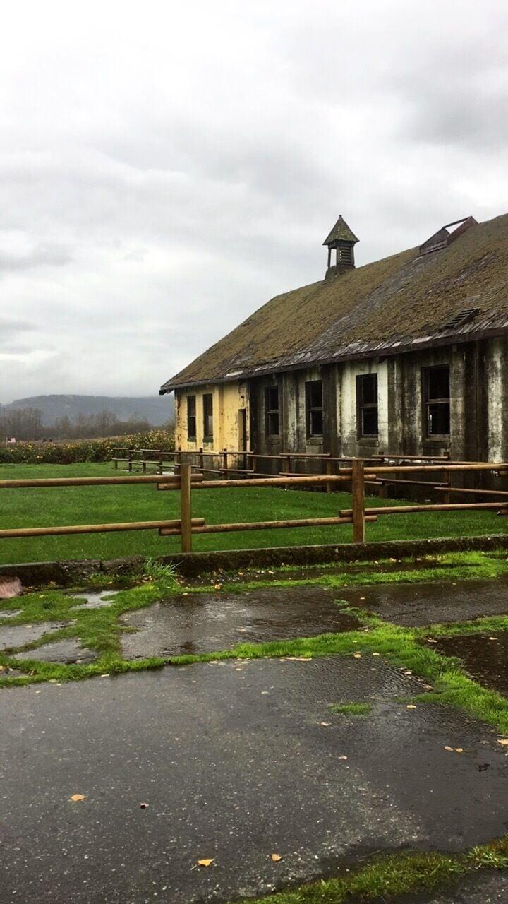 A nice park and plenty of creepy old mental hospital buildings. Haven't found the main hospital building yet. Perfect October adventure!