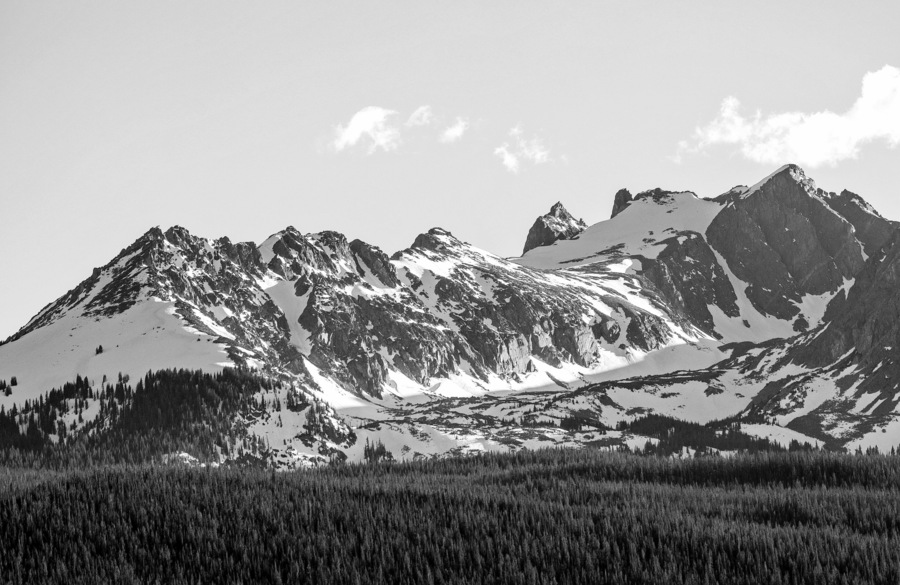 Beautiful views as seen from Highway 9 in Summit County, CO on May 16th, 2018
www.tonybendelephotography.com
#Outdoors #Nature #Landscape #Mountains #Colorado #Water #Trees #BlackandWhite #Travel #Adventure