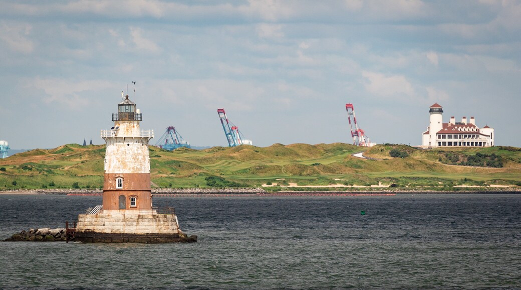 Staten Island featuring a bay or harbor and a lighthouse