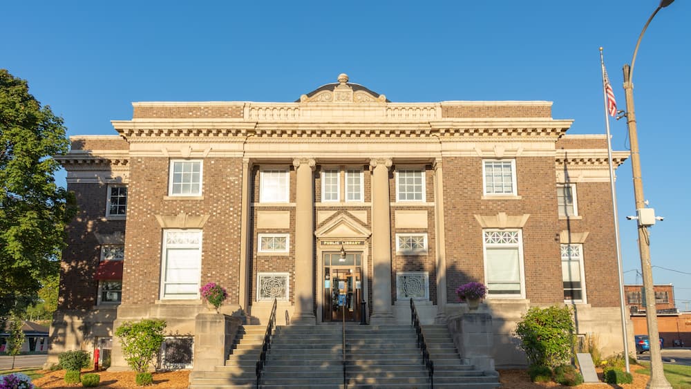 Streator, Illinois, USA - September 16th 2021 - The Streator public library in the morning light. The Carnegie foundation granted $35,000 towards its construction it opened in January 1903.