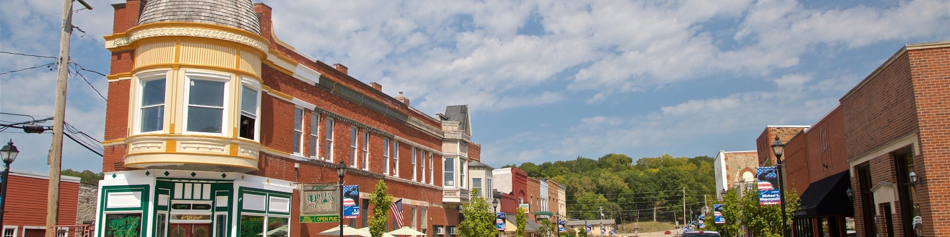Utica mostrando uma cidade pequena ou vila
