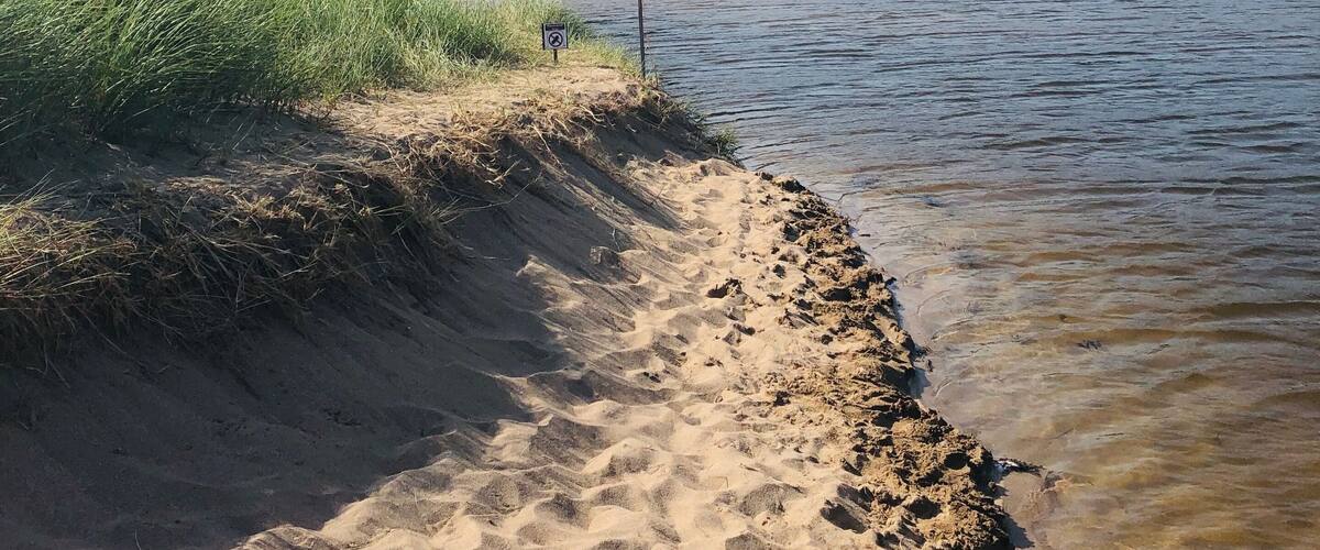 Beehive lagoon at sand beach