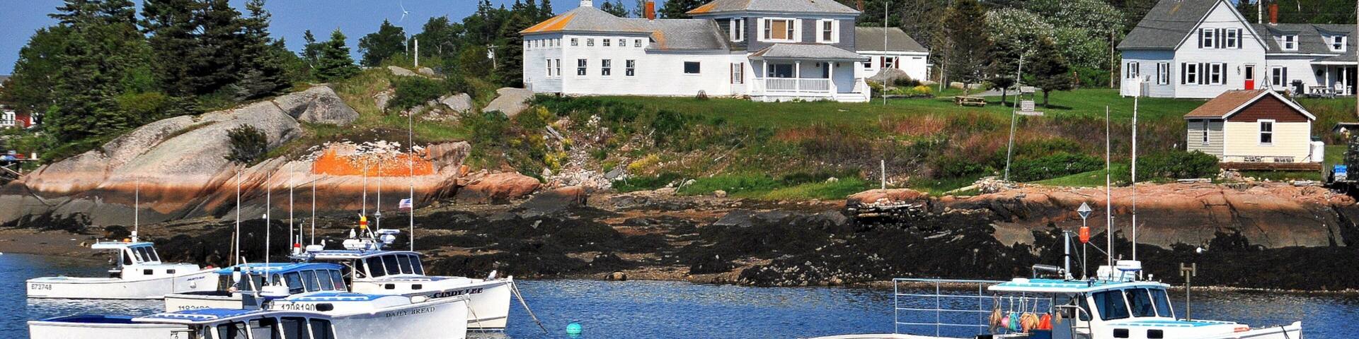Bar Harbor showing a bay or harbor and boating