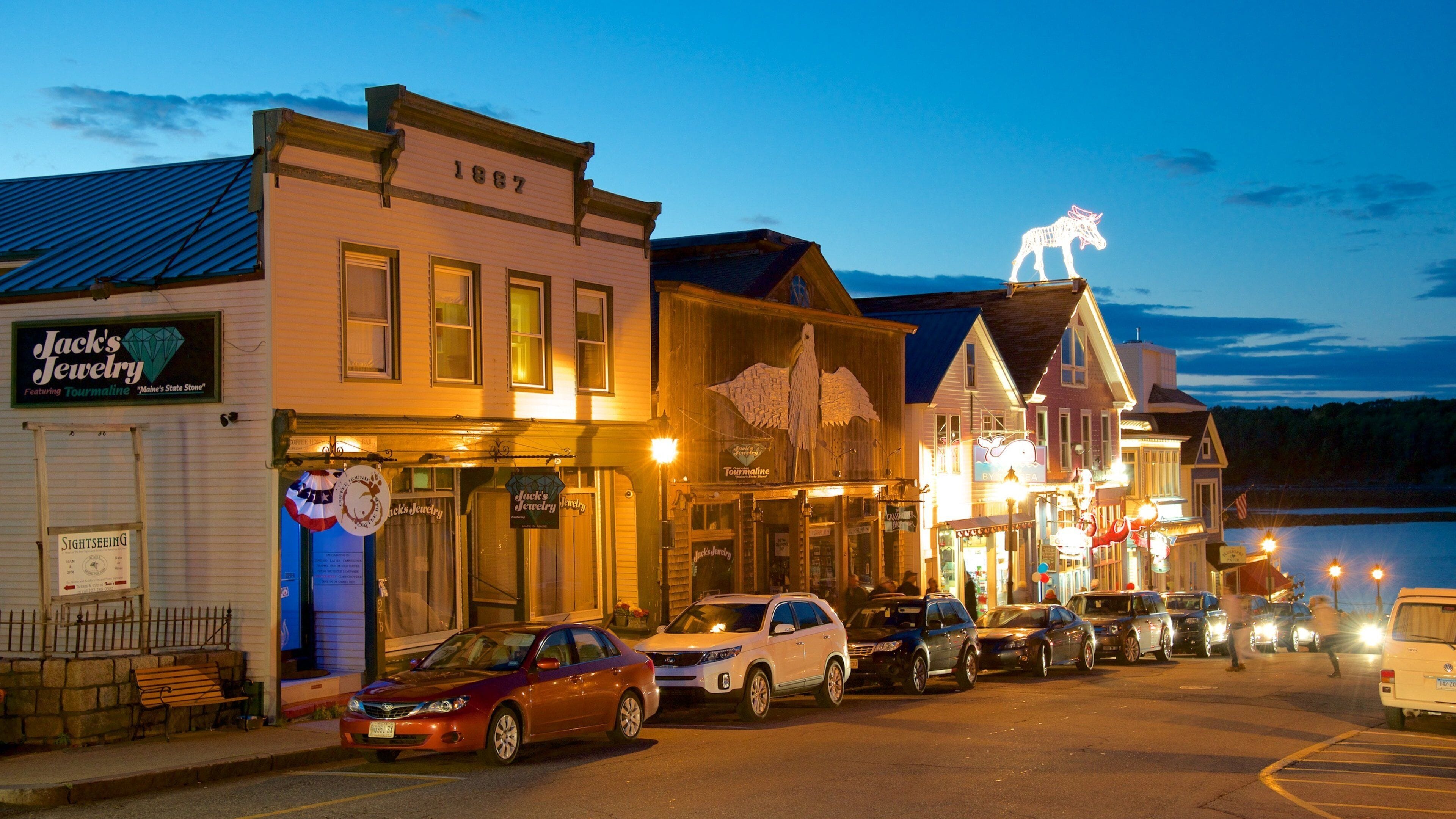 Bar Harbor featuring a city