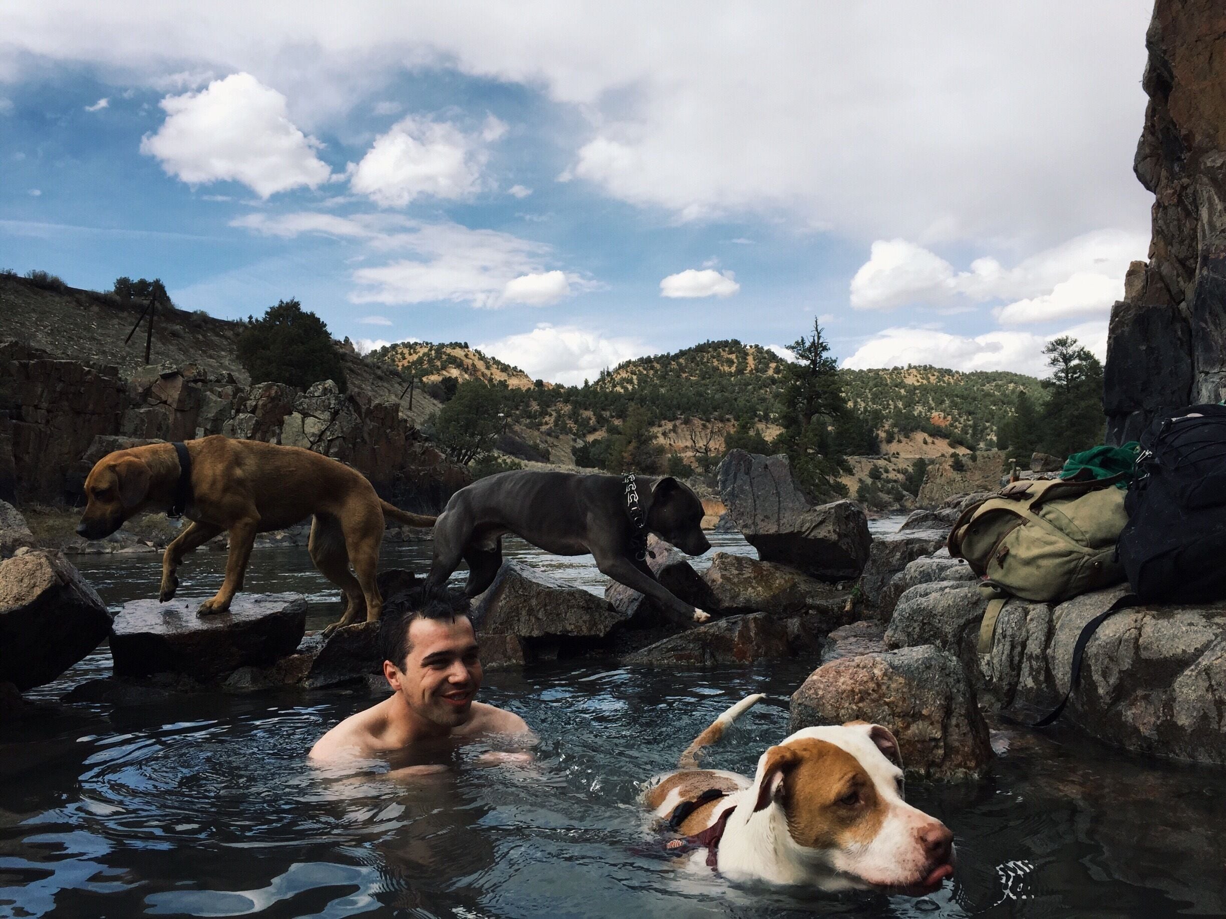 Successful #roadtrip and #hiking trail with hot dogs, hot springs, and spring vibes in the mountains! This is a local favorite that not too many people can find! Follow the trails towards the Colorado River then veer off the the right and scramble down the bank---unless you're fortunate enough to own a raft or small boat this one is a bit tough to find. #waterlust