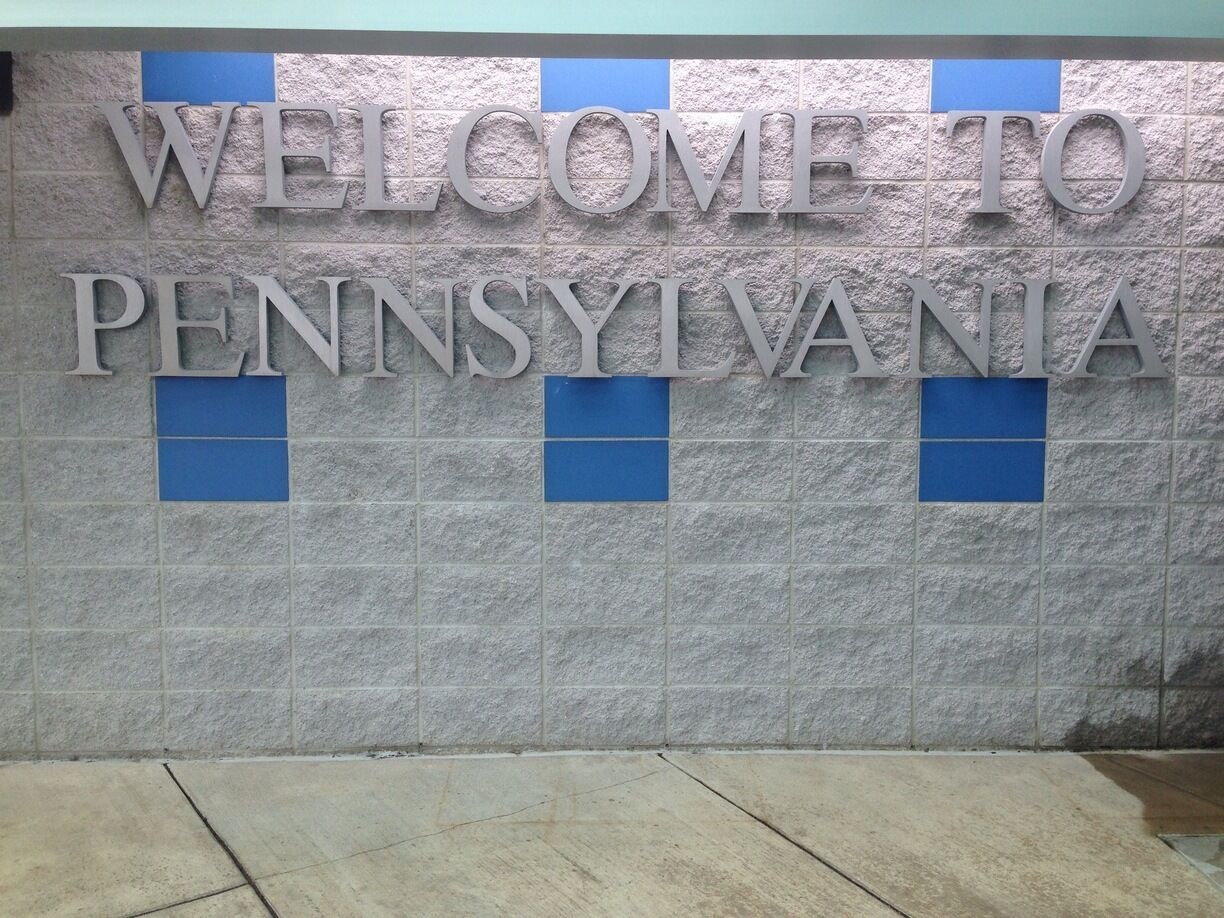 Good pit stop with clean bathrooms and free wifi and picnic tables