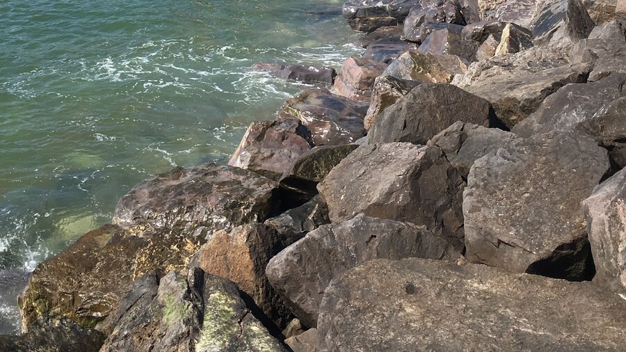 Beautiful cove, well worth the steep walk ☀️