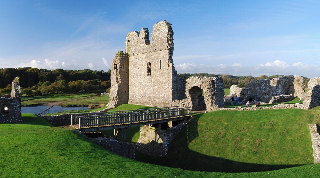 Ogmore castle