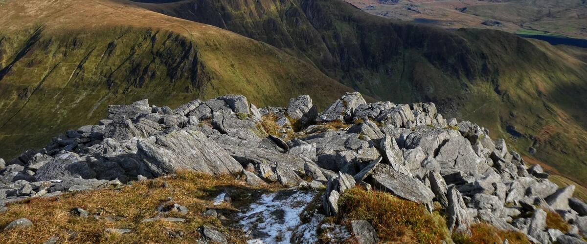 Looking towards the Nantlle ridge from Craig Cwm Silyn in Snowdonia North Wales #GreatOutdoors