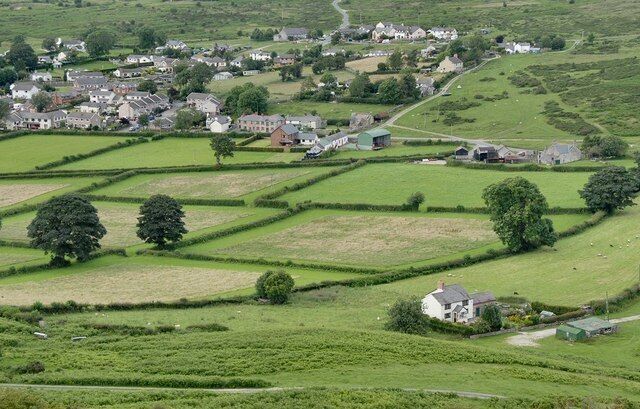 Rhes-y-cae, near to Rhes-y-Cae, Flintshire/Sir y Fflint, Great Britain. Rhes-y-cae viewed from hillside