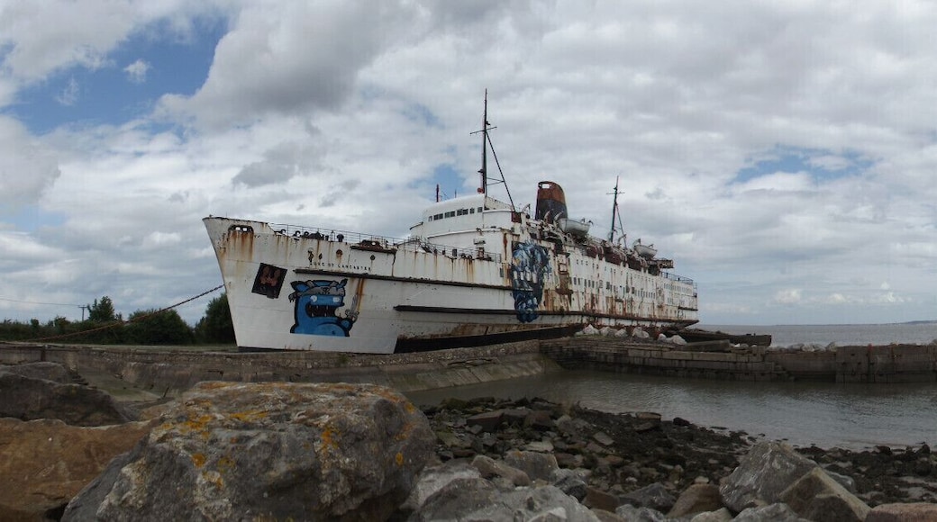 Duke of Lancaster wreck #BeachBound