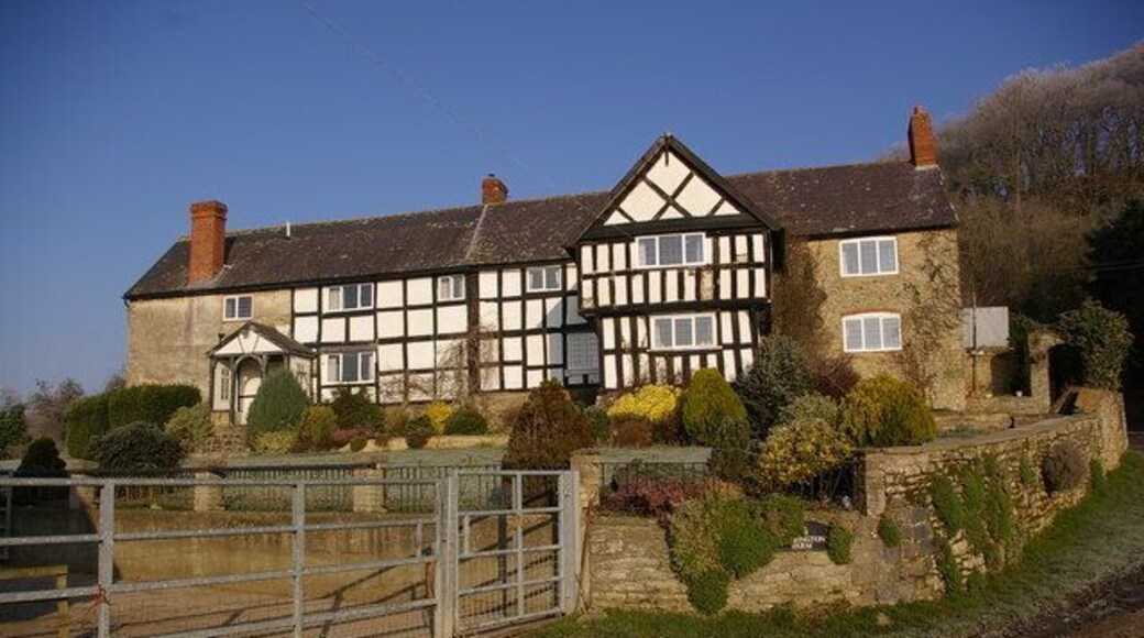 Burrington Farm A large farmhouse in the small hamlet of Burrington. Grade II listed - for listing particulars see http://www.heritagegateway.org.uk/Gateway/Results_Single.aspx?uid=150189&resourceID=5.
