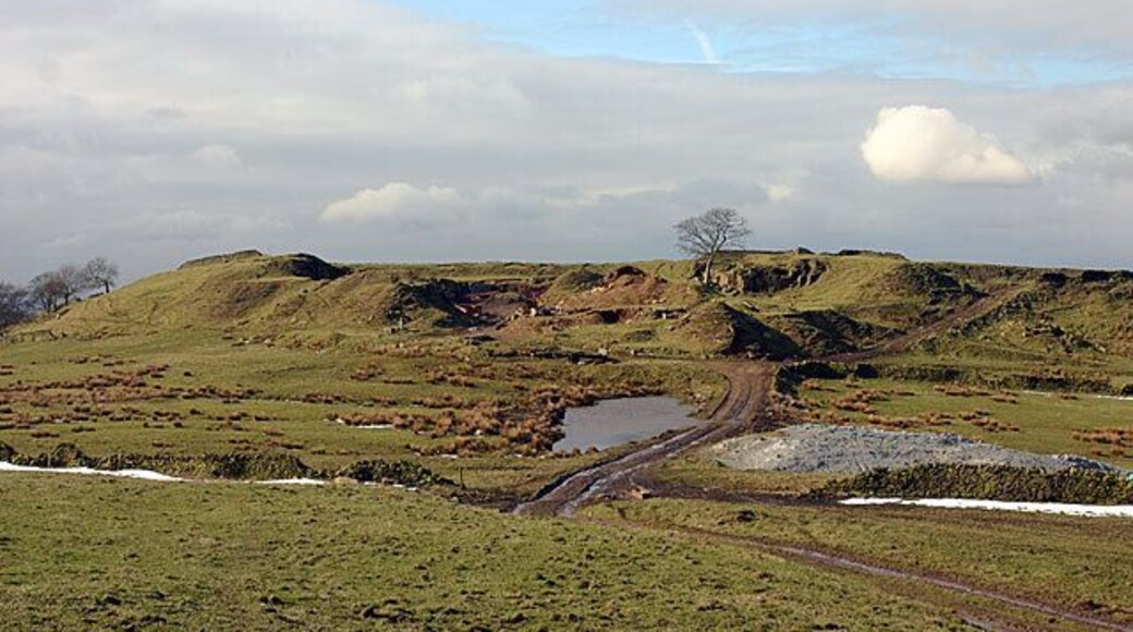 Quarry on Ellis Bank. Now seems to be used as storage for various industrial bits and pieces.