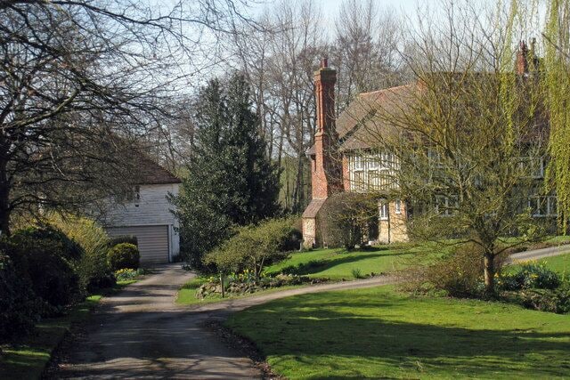 Oast House at Polhill, Polhill Lane, Harrietsham, Kent Single round kiln oast house with kiln roof missing. Grade II listed http://www.imagesofengland.org.uk/details/default.aspx?id=173772