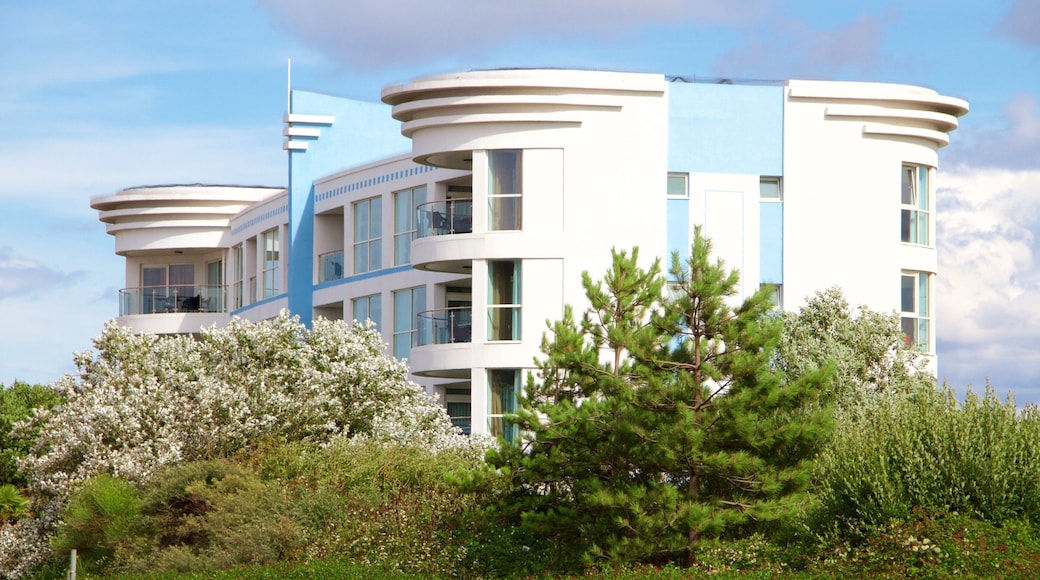 Minehead som viser moderne arkitektur