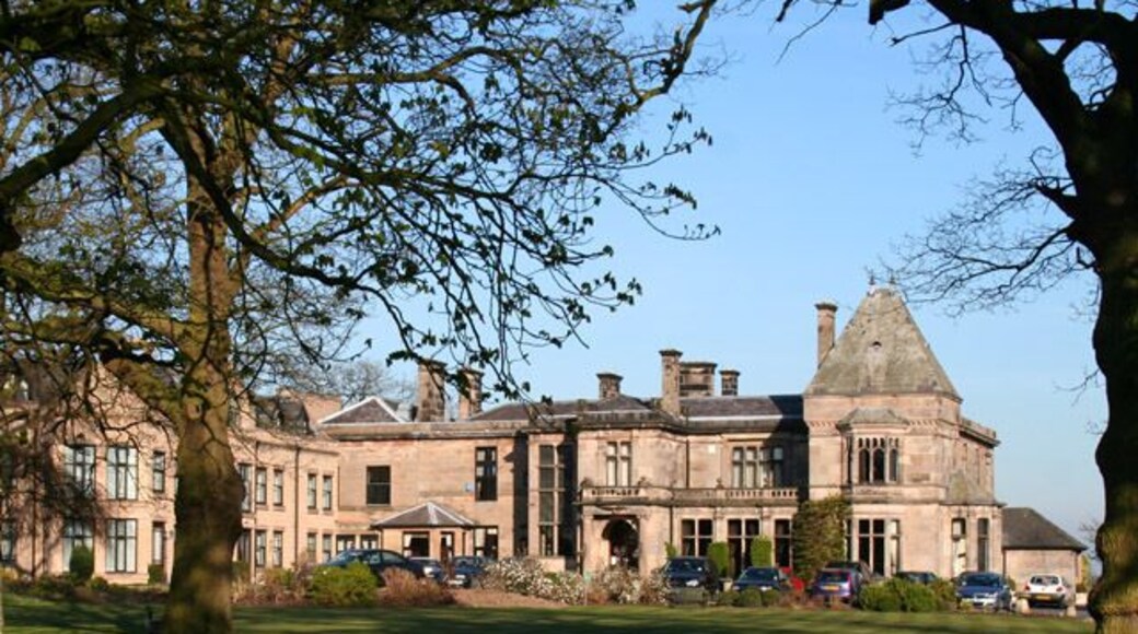 Rookery Hall, near Worleston Grade-II-listed sandstone mansion originally dating from 1816, off the B5074 by Worleston. Now a luxury hotel. For more information: http://www.imagesofengland.org.uk/search/details.aspx?id=57003 & http://www.handpicked.co.uk/opencms/sites/default/HPH/hotels/rookery_hall/about/index.html