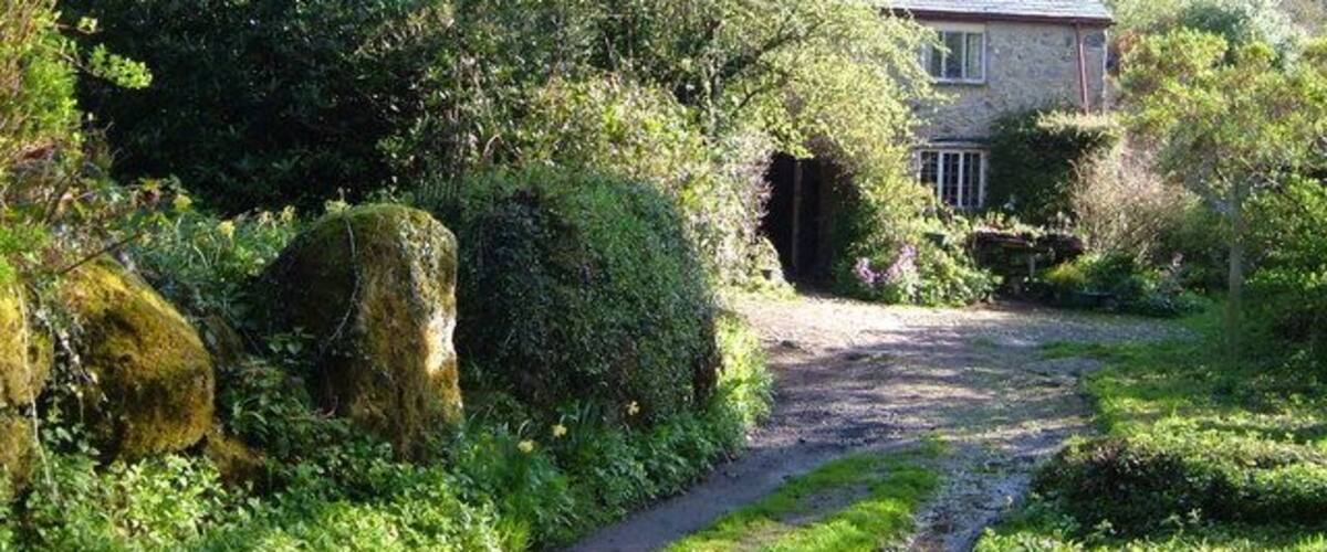 Horsham. Some distance from the nearest tarmac, this farm is set amid small fields and woods on the edge of the River Bovey woodlands gorge at Horsham Cleave.