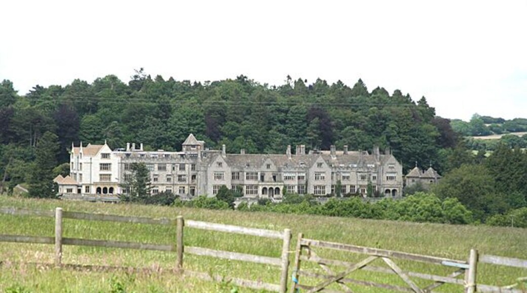 North Bovey: Bovey Castle