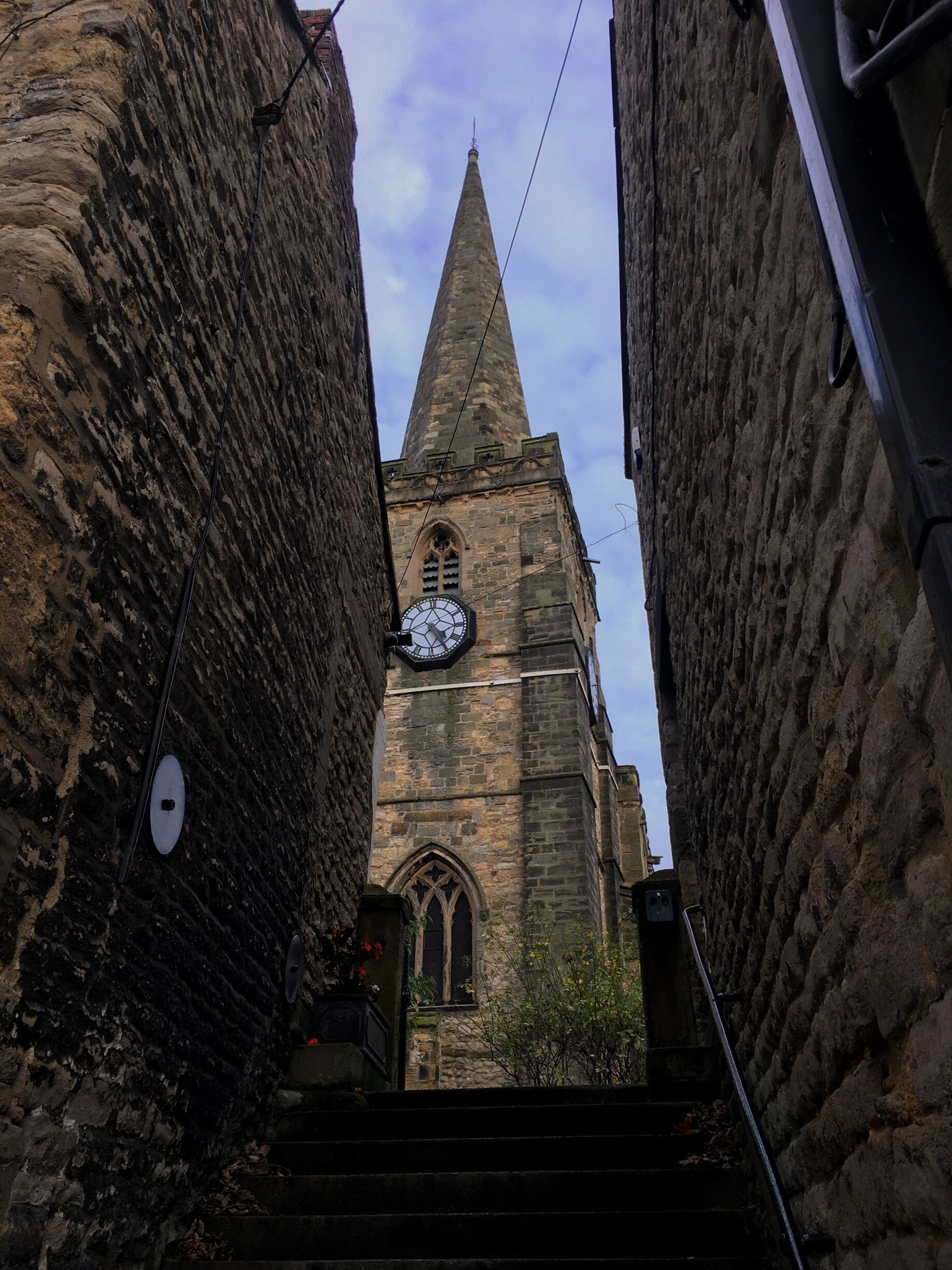 St Peter and St Paul’s church, built in Norman times in the market town of Pickering deep in the Yorkshire moors. Easy access to moors and beach at Whitby.
The wall Paintings are over 500 years old  Di v painted in the 1500s and only rediscovered in the 1850’s
